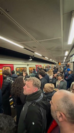 London Underground🇬🇧#london #londonlife #trainspotting