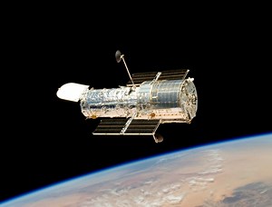 Hubble Space Telescope goes into safe mode due to failed gyro; Plan B pending