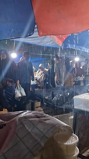 Angin kencang, hujan langsung turun | Hendrik