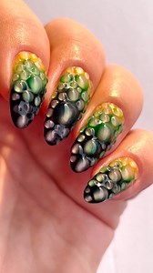 Trypophobia bubble nail art 👀 | Four Nine Looks