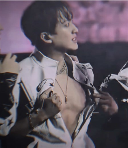 changbin version 7/8 || I just wanted to thank you for supporting this series so much and how crazy is it that a small trend has developed from it whaaat?? #changbin #edit #straykids #fireball #goviral