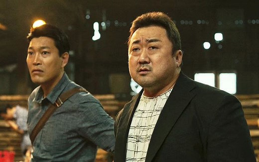 《犯罪都市2》：这是我今年看过最好的犯罪动作片，全程劲爆高燃