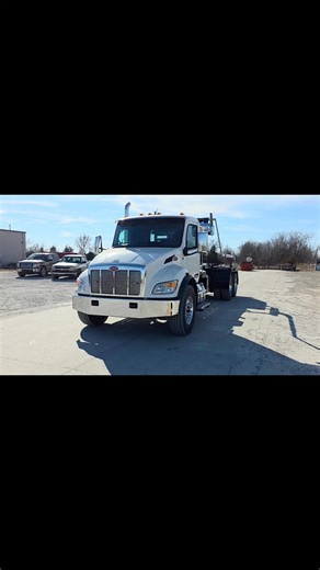 On the ground and ready to Work!! NEW 2027 PETERBILT 548 Cummins PX-9 Diesel Engine 370 HP Allison 3000 RDS Trans 66,000 GVW 20K front 46K rear axles 5.25 Axle Ratio Full Lockers Swaploader SL520X U lock System Adjustable Hook Height 54"/62" 50,000 LBS Handles 17' - 22' Boxes Roll-Rite DC850 Torc Adjustable Tarp System Passenger side Toolbox $255,250 FET INCLUDED FINANCING AVAILABLE https://go.westernequipmentfinance.com/neo-trucks/apply N.E.0. TRUCKS MIAMI OKLAHOMA 918-791-5898 www.neorolloffs.