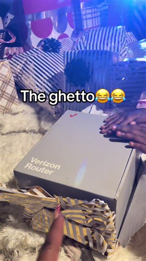 Tionna & Kin (@teedadolll)’s video of verizon router shoe