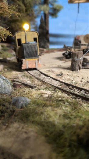 Ben on Instagram: "Rail truck Tuesday #modeltrains #modelrailroad #scalemodel #on30modeltrains #148scale #logginglayout #narrowgauge #oscalemodels #logginglocomotive"