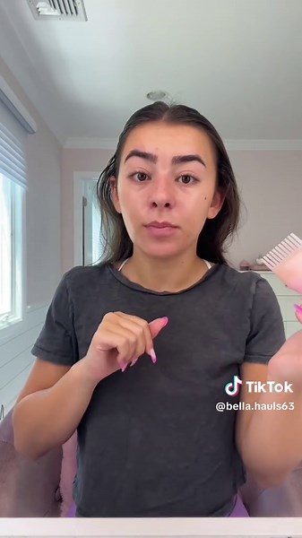 Slick Back Your Hair: Tips and Favorite Products