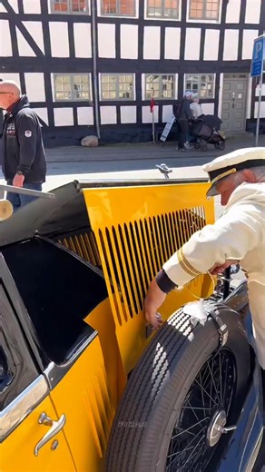 1936 Rolls-Royce Phantom II😱 56 करोड़ की शाही कार और अलवर के राजा का ऐतिहासिक बदला! 👑🚗#shorts #facts