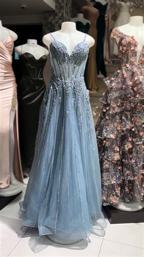 Stunning Graduation Looks: Make Your Moment Shine