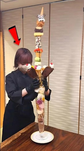 You'll Never Finish This Ice Cream! (@harapeko_jpn)