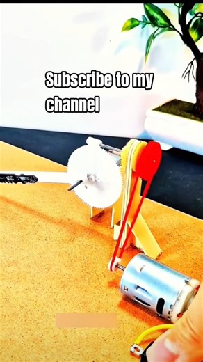 DIY Mini Hacksaw Machine#DIYProjects#ScienceExperiment#ScienceProject#Invention#DCMotor#MiniMachine#