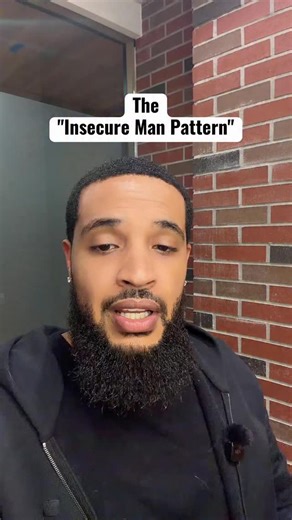 ✨💫 on Instagram: "The insecure man pattern is easy to miss at first because it often shows up disguised as charm, intensity, or interest. An insecure man doesn’t lead with confidence, he leads with control. He needs constant reassurance, but resents you for needing nothing. He tests your boundaries to see how much access he can get without commitment, then becomes distant the moment you stop over giving. He competes with your peace, minimizes your growth, and subtly punishes you for independenc