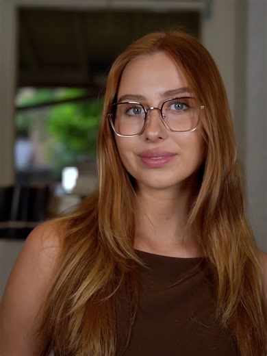 Clara Frames: Classic Design and Crystal Clear Vision