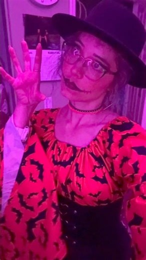 Fun date idea: scaring people in the pumpkin patch and hearing their screams of terror 🎃