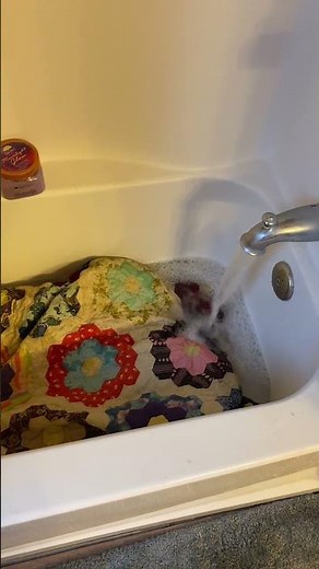 How to Clean A Vintage Quilt