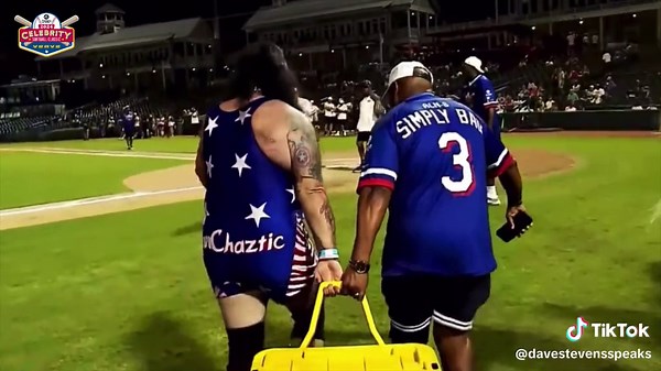 I’ve always said, “If people are going to stare at me - I might as well give them a show” So think “Outside the Box” when you see my @Celebrity Softball Classic TX Chaz & T-Ronn help with my introduction….. And the old man got a hit too! #davestevensspeaks #celebritysoftballclassic Easterseals Capital Region and Eastern Connecticut The Geary Stein & Stevens Show Easterseals #funny #baseball