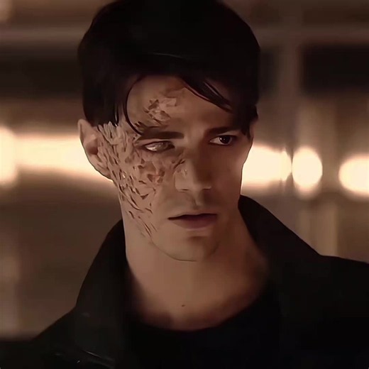 Broken Flash . . . | The Flash | Savitar {4K} - #barryallen #edit #theflash #futureflash #savitar @Reverse