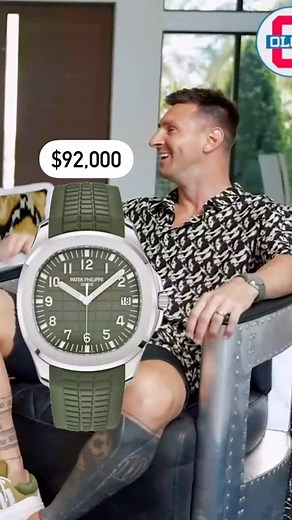 In a recent interview with Olga, @leomessi , the footballer for Inter Miami ⚽️, was seen sporting his $92,000 white gold Patek Philippe Aquanaut with a khaki green dial and rubber strap 💚 📹 edit @ifuckinglovewatches | olga (YouTube) | I FN love watches