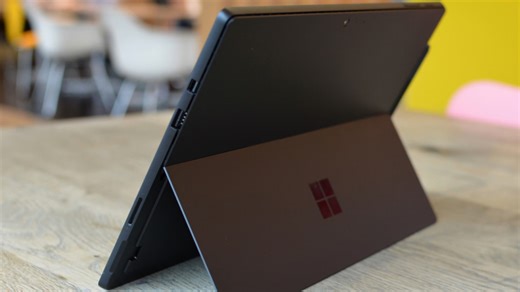 This Refurbished Business-Class Microsoft Surface Pro 6 Is Only $230