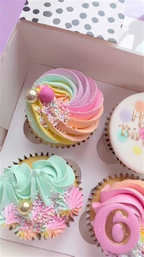 Pastel Birthday Cupcakes Decorating Ideas