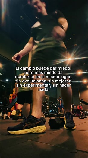 VUELVO AL GYM, INMEDIATAMENTE YO 🙊 #gym #gymtok #gimnasio #fuerza #cambio #evolucion
