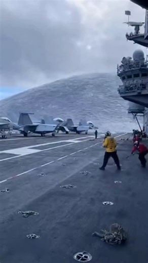 Spectral Vessels — The Ocean’s Dark Files on Instagram: "🌊⚔️ World’s Strongest Warship vs a Giant Tsunami 💀🚢 Steel was built to dominate oceans. But waves don’t recognize power. When a tsunami rises, even the world’s most advanced warships face a force that cannot be fought — only survived. 🌊 Wall of Water: Tsunami waves carry the weight of entire cities 🚢 Naval Engineering: Reinforced hulls, stabilization systems, and raw power ⚠️ Critical Moment: One wrong angle and the ship can lose cont