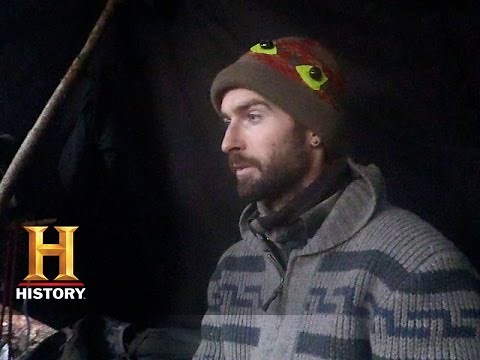 Alone: Lucas Gets Sick from Clams (Season 1, Episode 6) | History