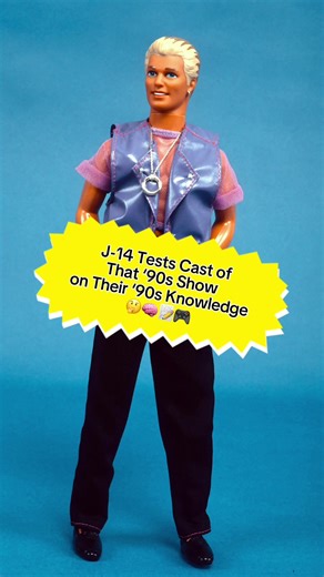 J-14 quizzed the cast of #Netflix’s #That90sShow on their ‘90s knowledge!! 👩‍🏫 You can watch part one of the test on our page. 🫢📝 With @Reyn, @Maxwell Acee Donovan, @sam morelos, @Ashley, @callie, Mace Coronel, Kurtwood Smith, Raphael Alejandro and executive producer Mandy Summers! (📸: Getty Images; Nintendo; Humongous Entertainment)