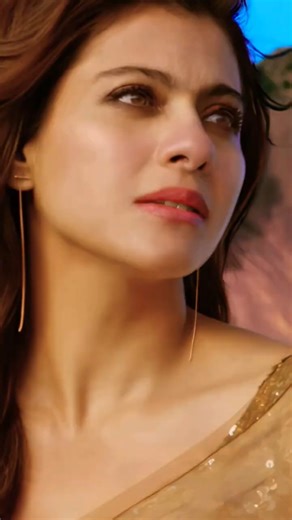 This Song Made the World Fall in Love ❤️ | Gerua ✨ #Gerua#Dilwale #LoveStatus#SRKKajol#YouTubeShorts