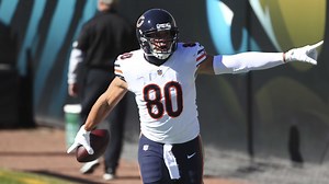 Mitchell Trubisky fires TD laser to Jimmy Graham over the middle