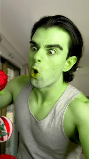 HULK’s Christmas Tree 🎄💚 #hulk #superhero #shorts