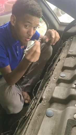 working on Kyle's A31 cefiro #automobile #carrestorationproject #restoration #lifeisbutadream #old