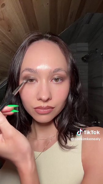 Sultry Bedroom Eyes Makeup Tutorial