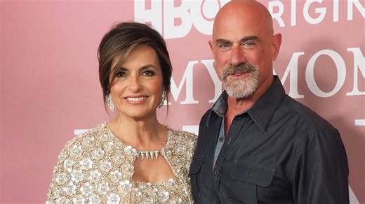 ‘Law & Order: SVU's’ Christopher Meloni explained how his character Elliot Stabler ended up saying "love you" to Mariska Hargitay's Olivia Benson on the show's season 27 premiere. bit.ly/4npn363 | E! News