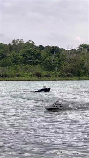 RC Tug Boat Rescue Boat Engine #diyrcboat #rcboatbatam