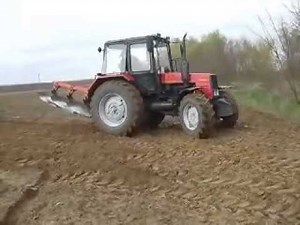 Трактор МТЗ 820 Беларус