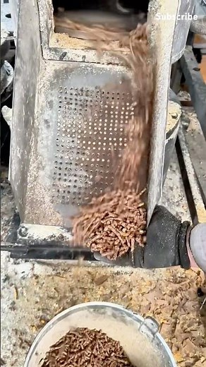 The production process of biomass pellets #machine #recycling