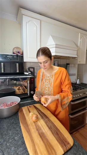 Tayyaba Kiran on Instagram: "Breakfast to Biryani , And a Flavorful Lamb Korma in Between Beautiful outfit @aneelaspk"