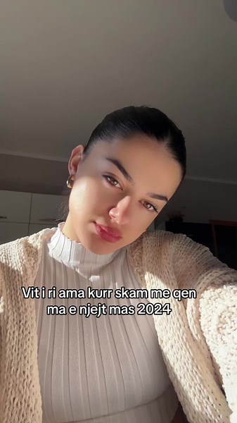 Understanding the Meaning of Interlinked Concepts