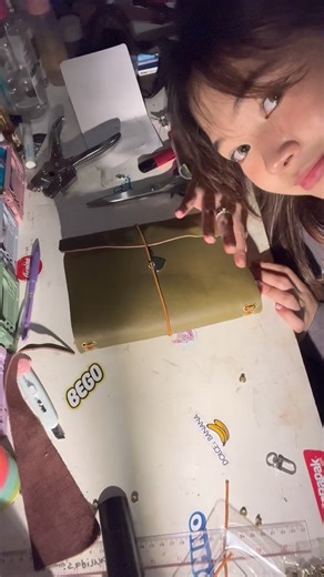 SELA. on Instagram: "i made this traveler’s journal for someone very dear to me. i used dyed cow’s leather and a5 books to fill this up. it was actually really easy and you can customize it any way you’d like. i’m thinking of making one for myself soon with a lot of cute charms