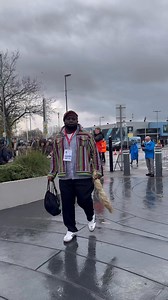 35K views · 1.9K reactions | Journalist Local Man arrives Etihad Stadium to cover the Man City vs Leeds United match for @officialsportytv . Local Man is active ✌. • #mancity #leedsunited #sportytv #premierleague #journalist | Kelechi | Facebook