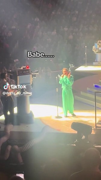 @Mark Owen @Take That #thislifeontour o2 sunday 28 April #takethat #babe #thatters #gbarmy #fyp