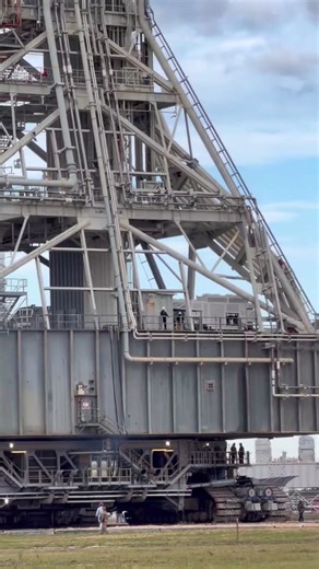 🚀 Artemis II Moon Rocket Rolls Out to the Launch Pad The Artemis II Space Launch System (SLS) rocket has begun its journey to the launch pad. Rollout started at 12:04 UTC, with Crawler-Transporter 2 carrying the rocket atop the mobile launcher. The four-mile trek to the pad is expected to take around 12 hours. This marks another key milestone as NASA prepares for its first crewed Artemis mission around the Moon. #ArtemisII #NASA #SLS #MoonMission #ArtemisProgram #SpaceNews #HumanSpaceflight #La