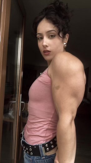 Gaining Muscle - Nadia's Fitness Journey with nadiafit_bsb