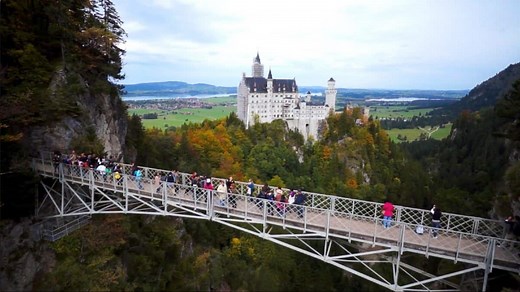Neuschwanstein Castle's bridge - views from Queen Mary's bridge