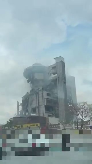 Overnight U.S./ Israeli strikes reportedly hit and extensively damaged the Isfahan Optics Industries facility, a plant in Isfahan that is part of the Iran Electronics Industries, the state‑owned arm of Iran’s Ministry of Defense that produces optical and electro‑optic equipment.