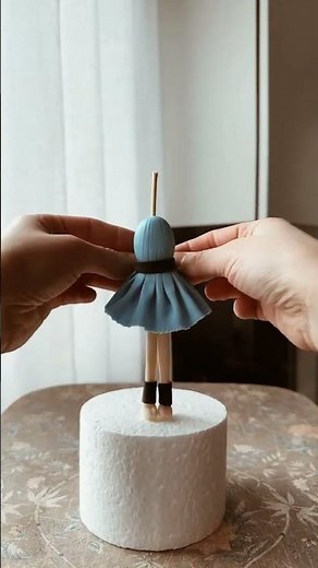 How to Make a Fondant Cake Topper | Easy DIY Cake Decorating Tutorial#CakeDecorating #FondantTopper