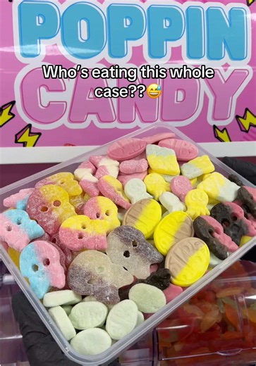 Poppin Candy (@poppincandyofficial)’s video of candy