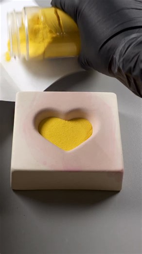 Glasswork Pixie | Stained Glass Décor & Accessories on Instagram: "Supplementary Lesson A of FUSING FUNDAMENTALS (an instructional course I created with @oceansideglass) is out now! This brief cut shows important safety precautions for working with powders and fired shelf primer/fiber paper (all of which produce fine dust that shouldn’t be ingested); the full lesson details safety procedures for other common fusing activities. The full video is freely available on my site/YouTube (and @oceanside