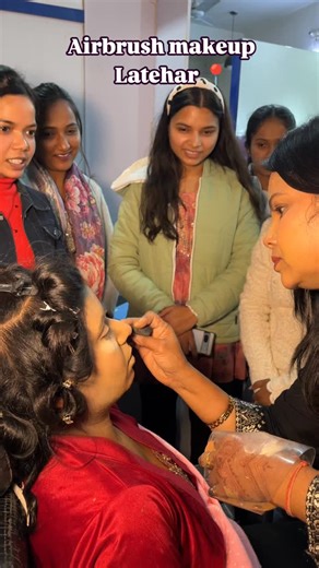 Kaaya Kalp Latehar on Instagram: "Book your seats now #reels #latehar #kaayakalp_ltr #bestmakeupinjharkhand #bestparlourinlatehar"