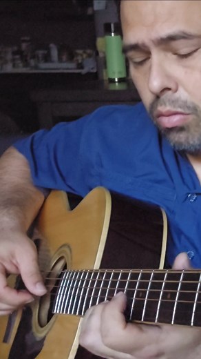 #acousticguitar #guitar #guitars #guitarra